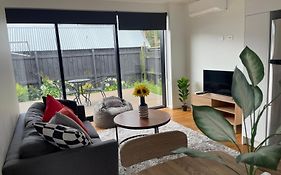 Stylish Spot In Addington Heart Of Christchurch